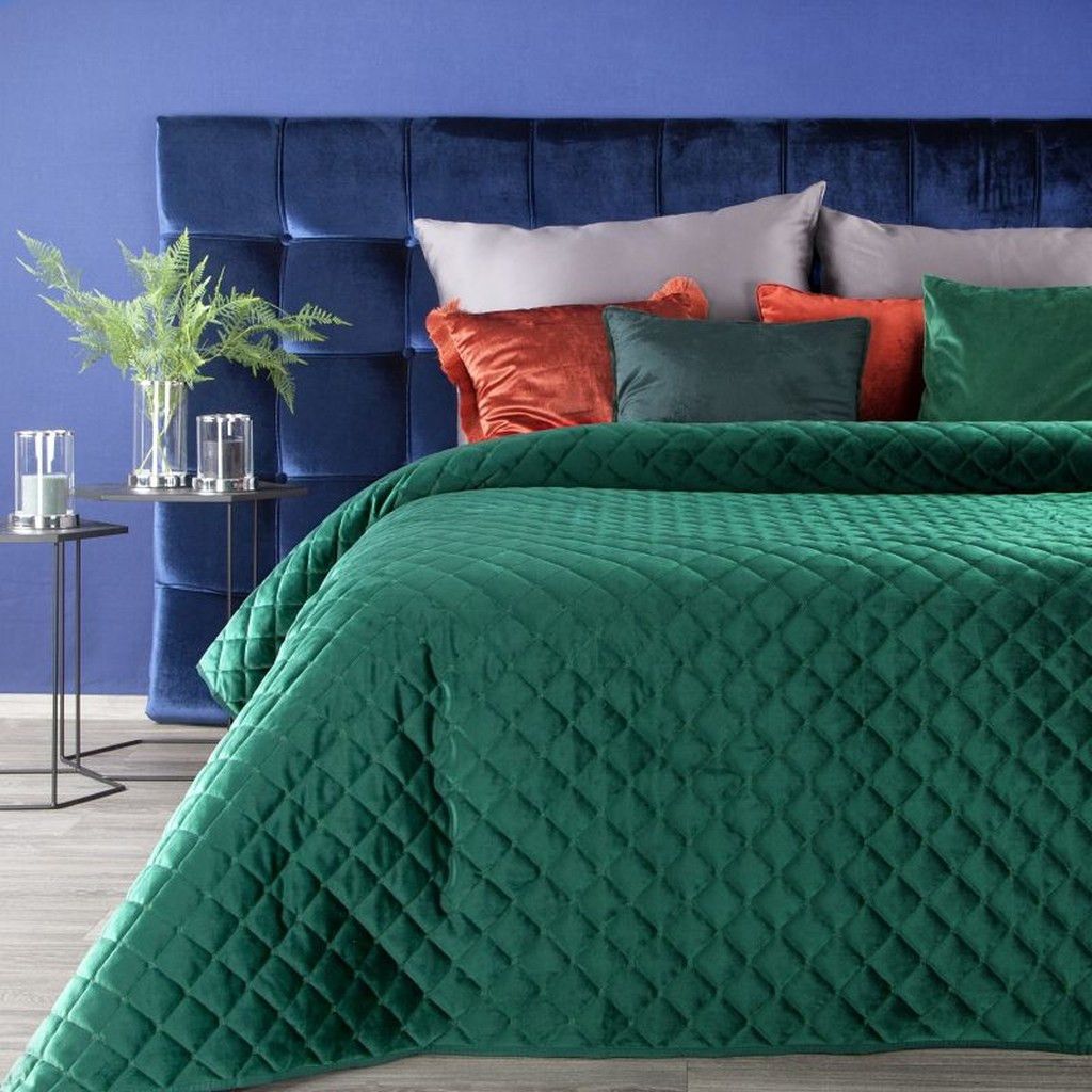 DomTextilu Jednofarebný prehoz na posteľ zelenej farby s jemným prešívaním Šírka: 220 cm | Dĺžka: 240 cm 28534-154520