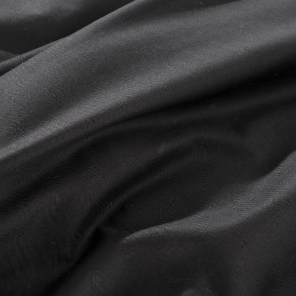 DomTextilu Bavlnené čierne posteľné obliečky so saténovým leskom NOVA COLOR Šírka: 200 cm | Dĺžka: 220 cm Čierna 44691-208631