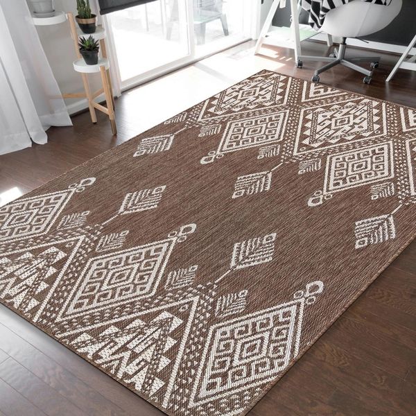 DomTextilu DomTextilu Unikátny koberec s moderným geometrickým vzorom 45441-215296  45441-215296 Hnedá 