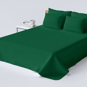 DomTextilu Kvalitný prehoz na posteľ zelenej farby Šírka: 200 cm | Dĺžka: 220 cm 47152-218618