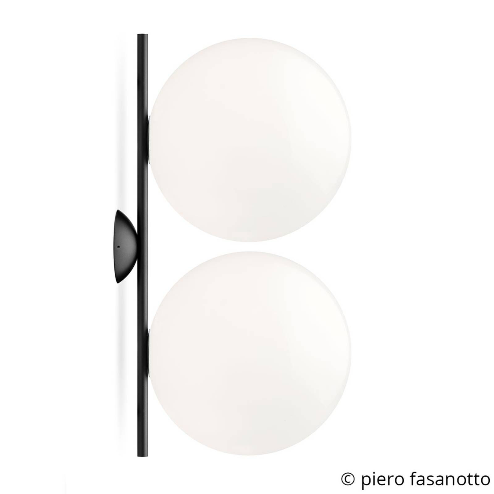 FLOS IC C/W2 Double nástenná lampa, čierna Ø30 cm, Obývacia izba / jedáleň, oceľ, sklo, E14, 15W, K: 62cm