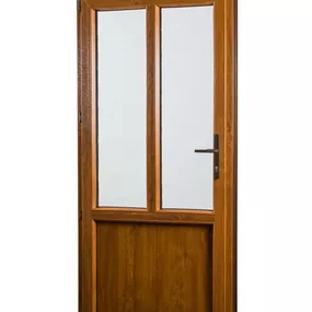 SKLADOVE-OKNA.sk Vedľajšie vchodové dvere REHAU Smartline+, ľavé, 880 x 2080 mm, biela / zlatý dub