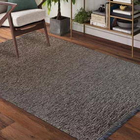 DomTextilu Kvalitný béžový koberec so strapcami 67149-241828