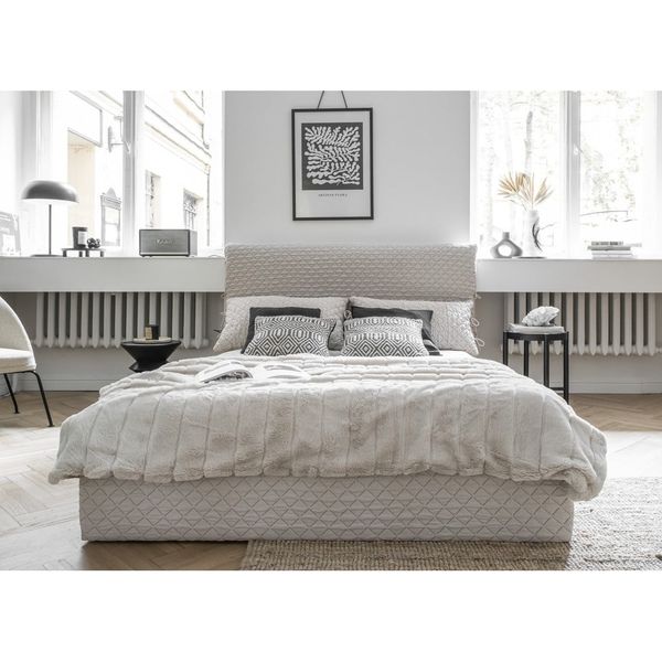 Béžová čalúnená dvojlôžková posteľ s úložným priestorom s roštom 160x200 cm Sleepy Luna – Miuform