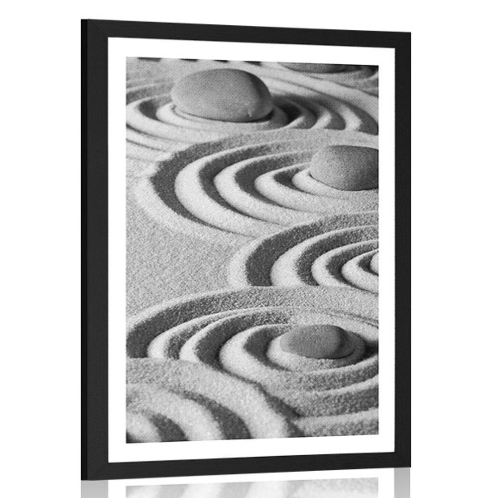 Plagát s paspartou Zen kamene v piesočnatých kruhoch čiernobielom prevedení - 60x90 black
