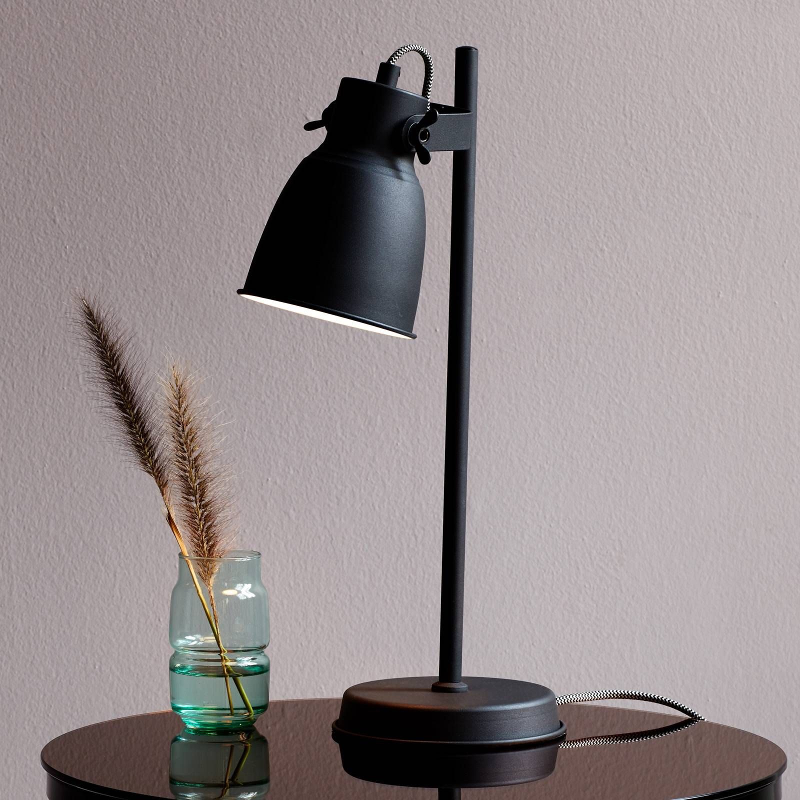 Nordlux Stolná lampa Adrian z kovu, čierna, Pracovňa / Kancelária, kov, E27, 25W, K: 47cm