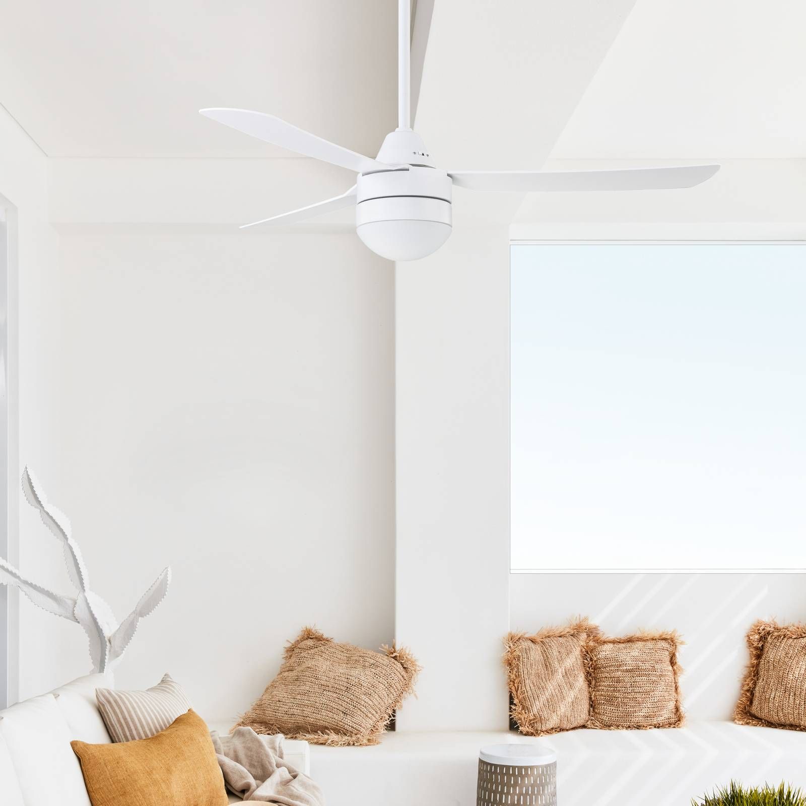 Beacon Lighting Stropný ventilátor Megara, svetlo E14, biela, Obývacia izba / jedáleň, plast ABS, E14, 15W, K: 41.5cm