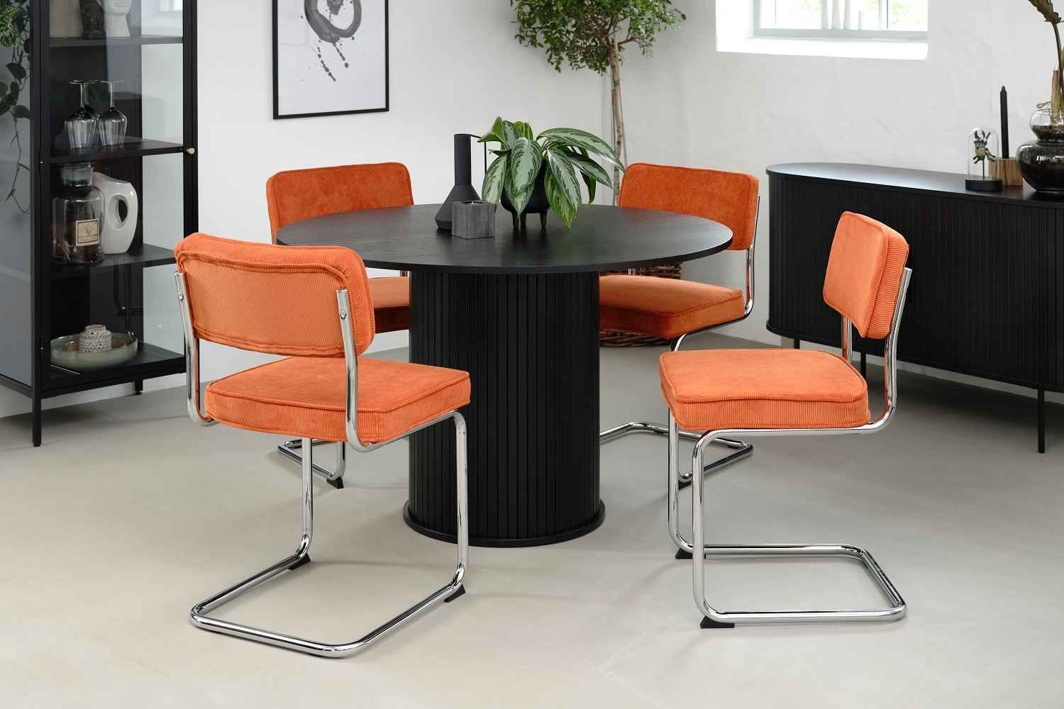 Furniria Dizajnový jedálenský stôl Vasiliy 120 cm čierny dub