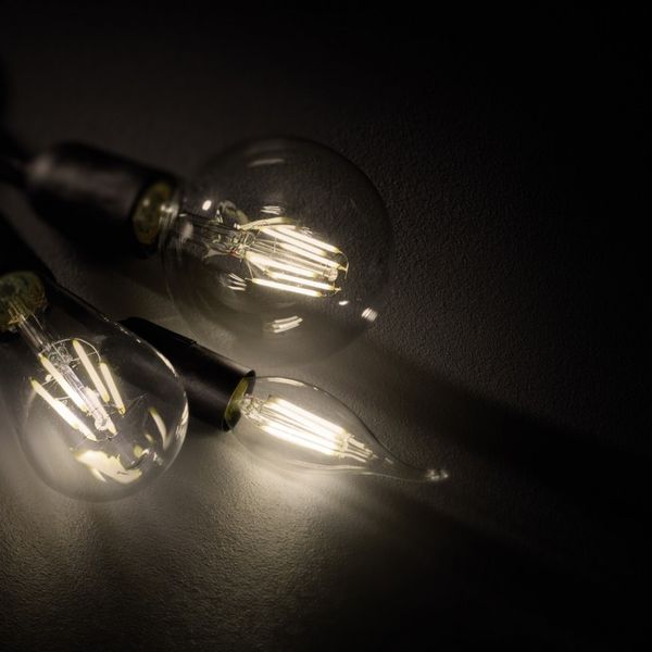 Trio 983-400 LED filamentová žiarovka Tropfen 1x4W | E14 | 470lm | 2700K