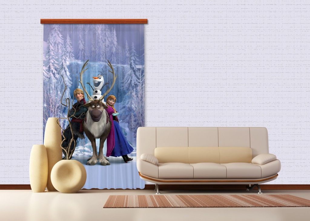 FCS L 7104 AG Design textilný foto záves detský obrazový Frozen with Deer - Ľadové Kráľovstvo Disney FCSL 7104, veľkosť 140 x 245 cm