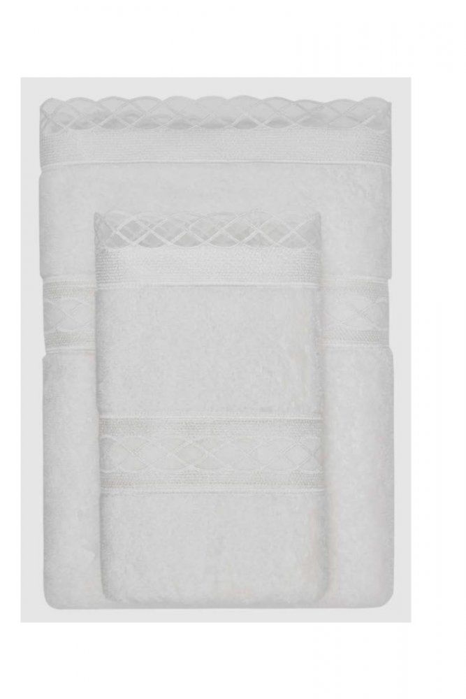 Soft Cotton Uterák SELYA 50x100 cm. Uterák SELYA je vyrobený zo 100% česanej bavlny s antibakteriálnou úpravou a jeho rozmery sú 50 x 100 cm, gramáž 580 g / m2. Smotanová