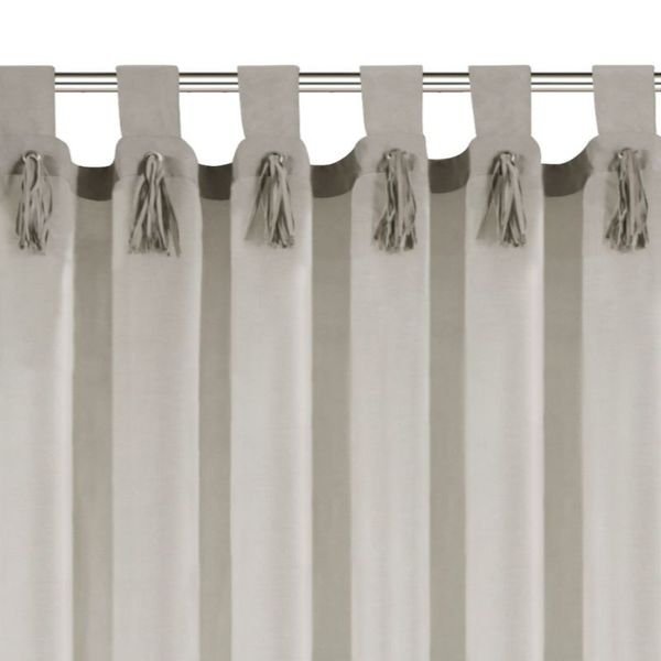 Originálna bledosivá záclona so strapcami 140 x 250 cm