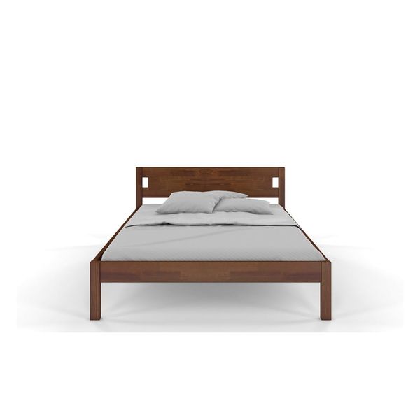 Tmavohnedá dvojlôžková posteľ z borovicového dreva 140x200 cm Laxbaken - Skandica