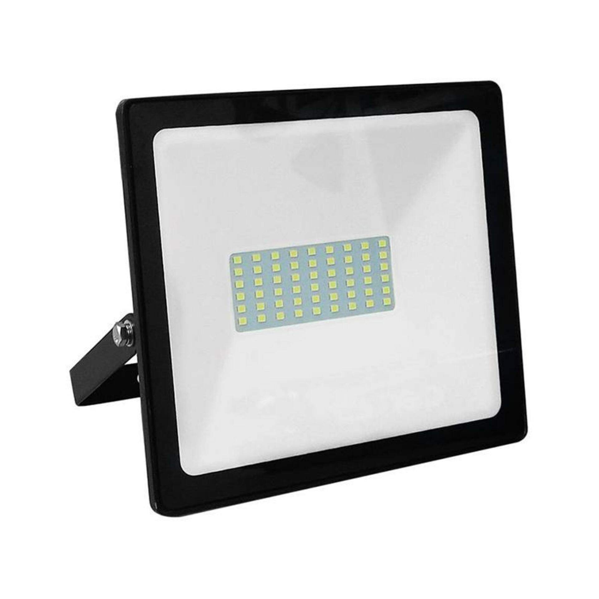 ACA Lighting černá LED SMD reflektor IP66 50W 3000K 4000Lm 230V Ra80 Q5030