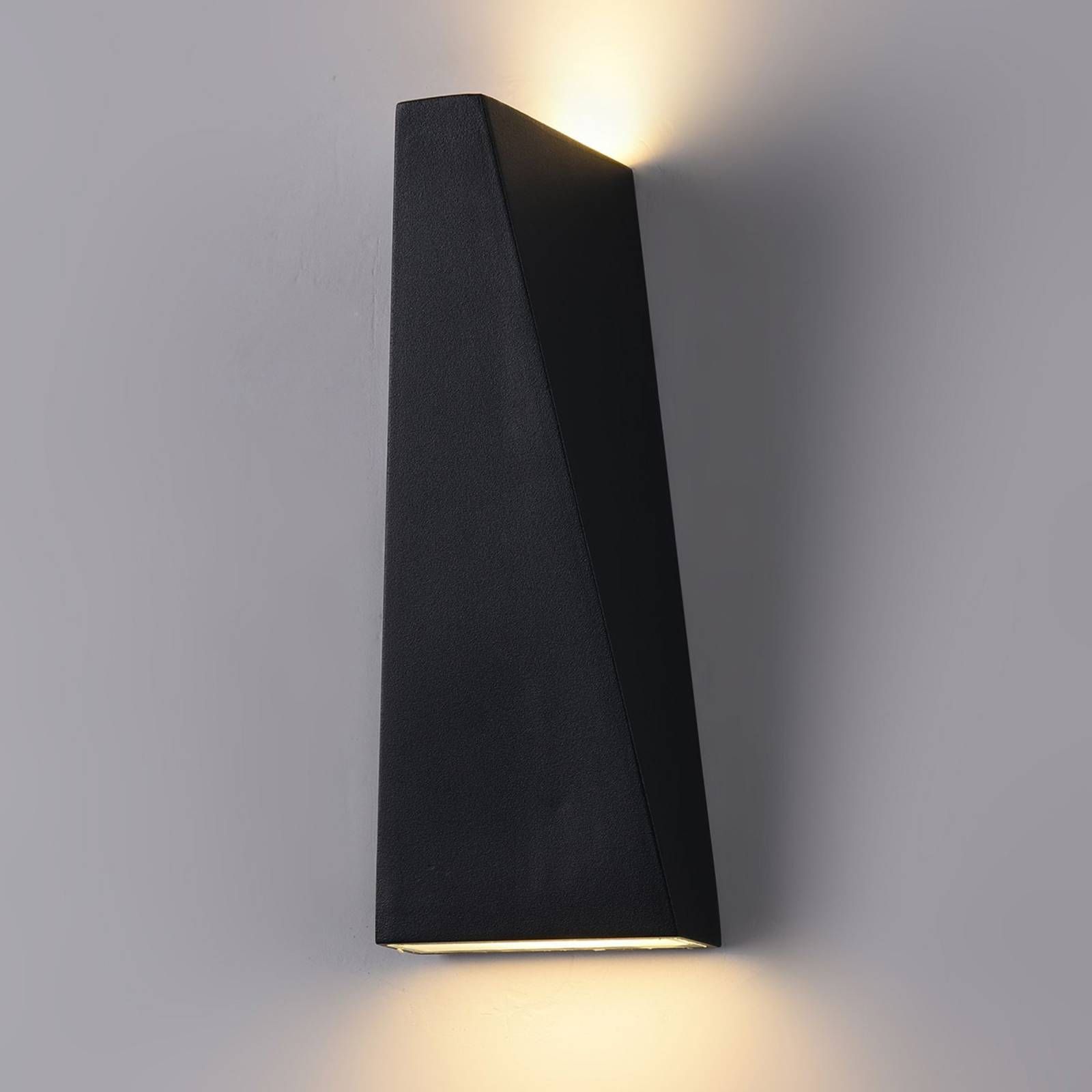 Maytoni Vonkajšie nástenné LED Times Square čierne, kov, akryl, 6W, Energialuokka: G, L: 8.4 cm, K: 21cm