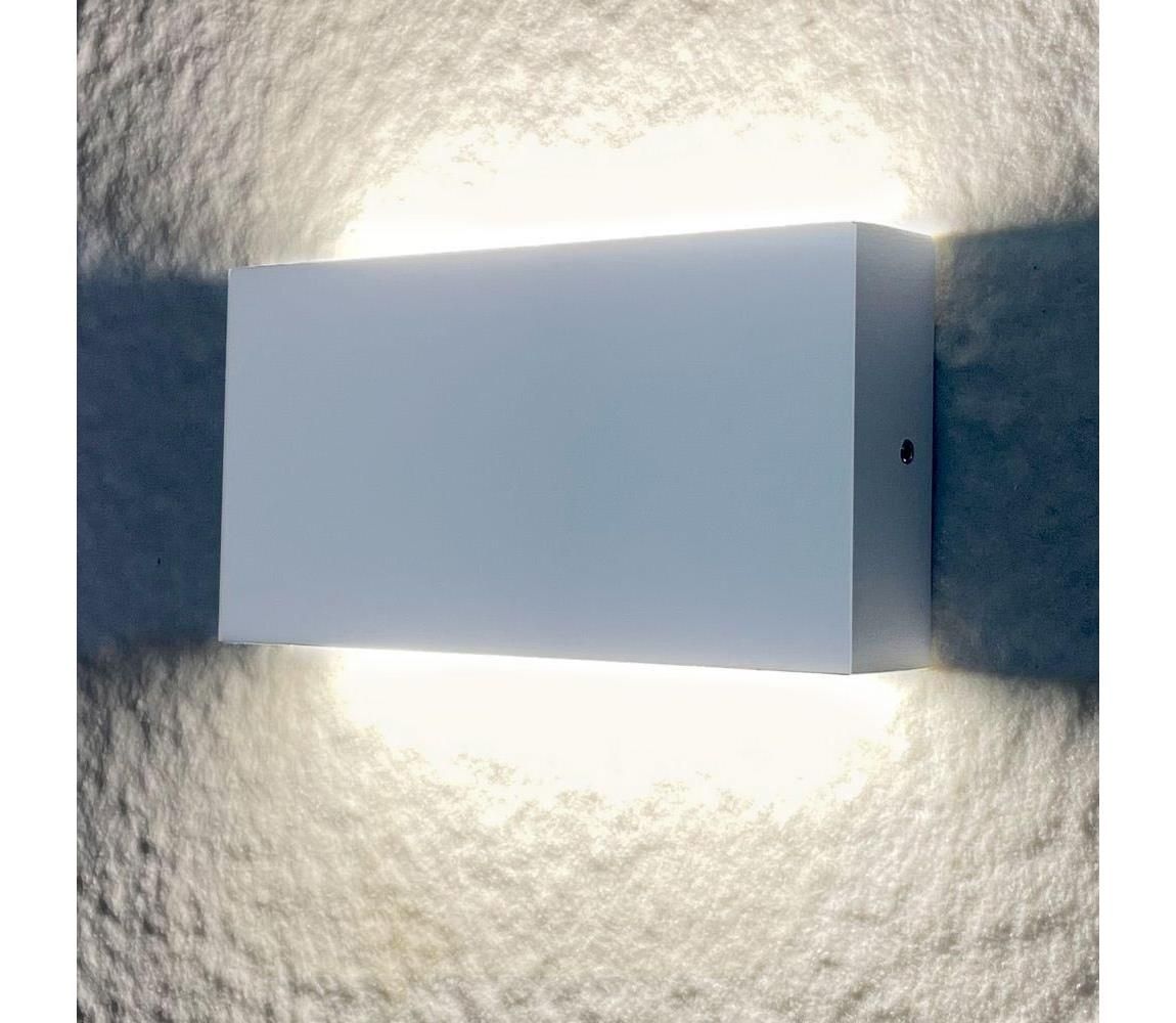 LED Vonkajšie nástenné svietidlo CHICAGO 2xLED/5,5W/230V IP44 biela