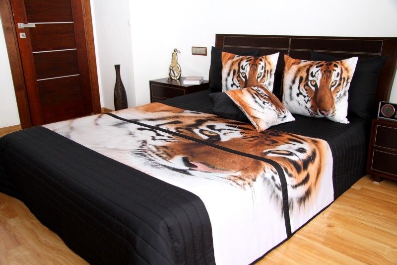 DomTextilu Prehozy na postele čiernej farby s tigrom Šírka: 220 cm | Dĺžka: 240 cm 3523-131077
