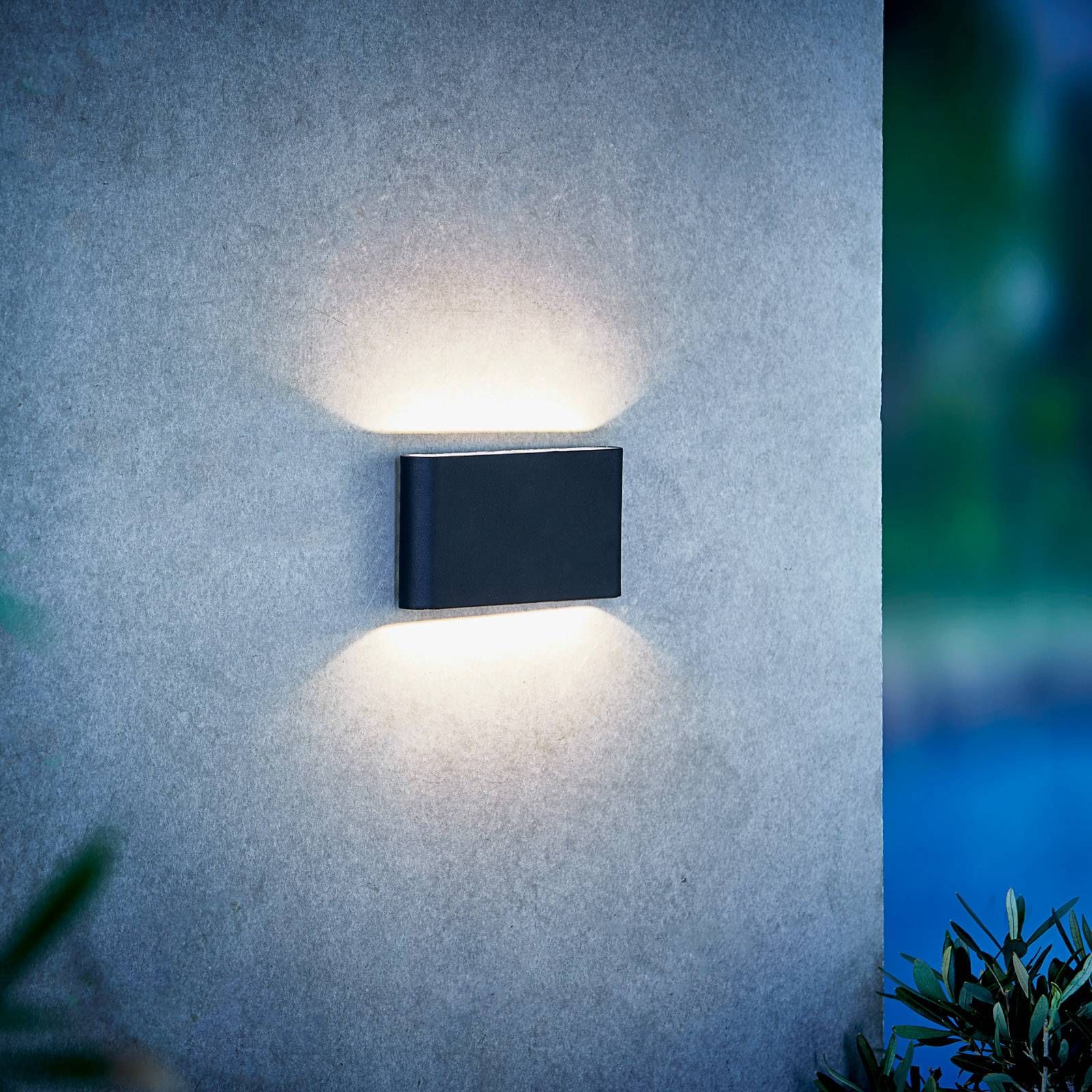 Nordlux Vonkajšie nástenné LED Kinver, plochý tvar, čierne, kov, 6W, L: 17.5 cm, K: 9cm