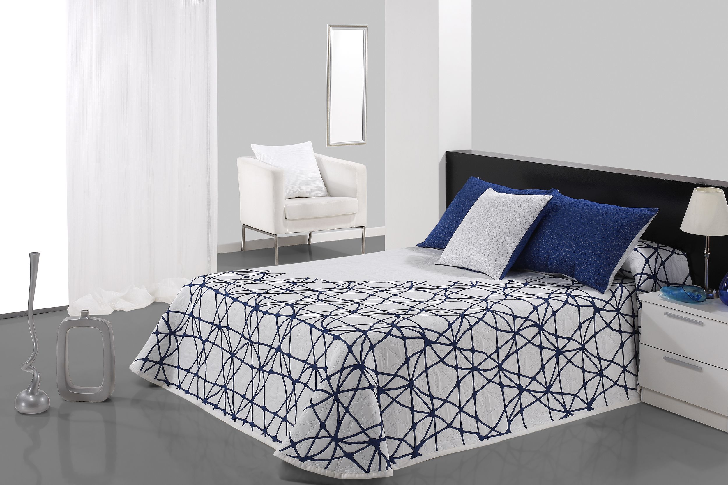 Žakárový prehoz na posteľ GRANATE BLUE, Vyberte rozmer 250 x 270 cm