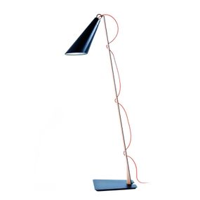 Domus Stojacia lampa Pit, dub, čierna, kábel červená, Obývacia izba / jedáleň, olejovaný dub, práškom potiahnutý kov, textil, E27, 50W, K: 152cm