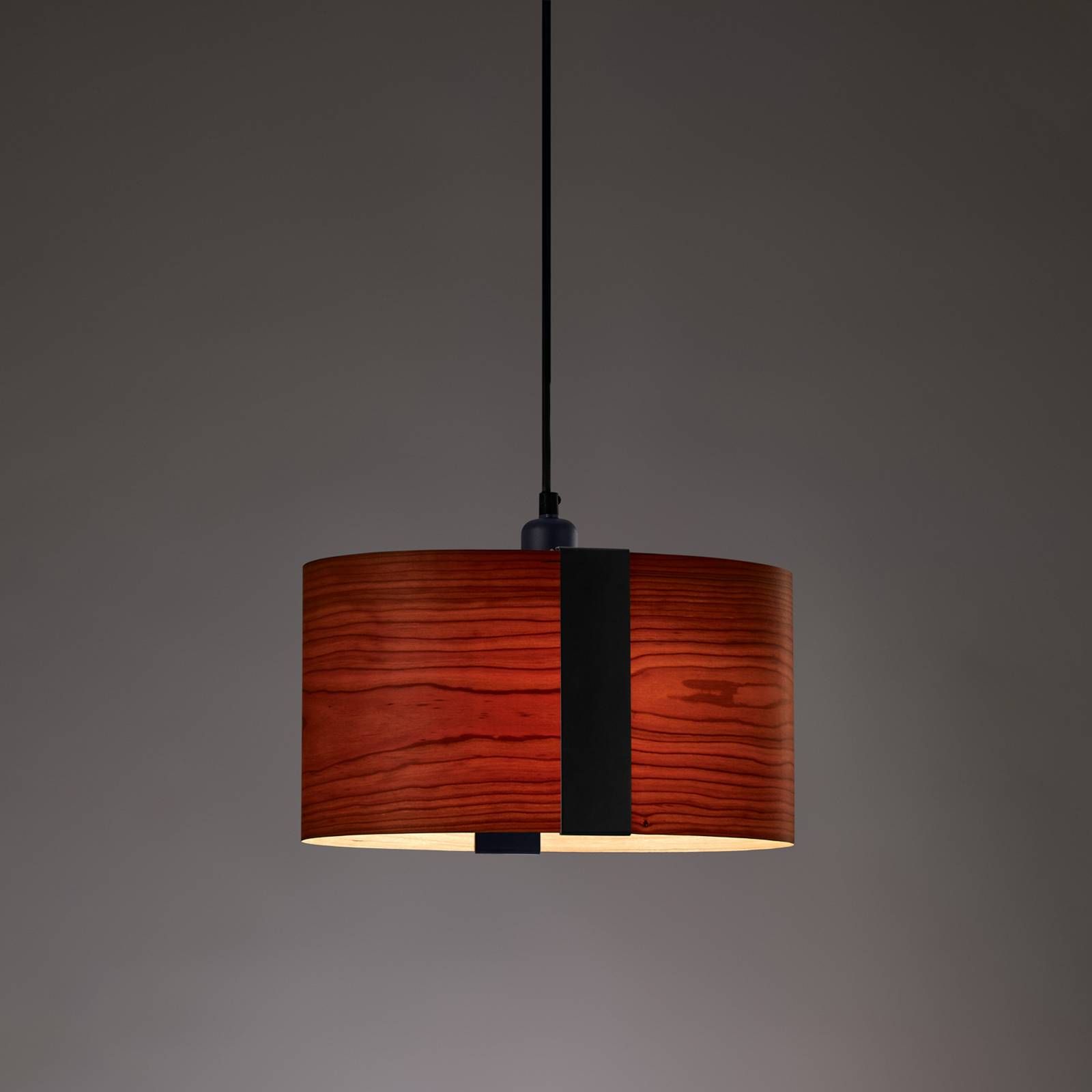 LZF LamPS Sushi závesné svietidlo, čierna/čerešňa, Obývacia izba / jedáleň, drevená dyha, kov, E27, 16W, P: 36 cm, L: 24.5 cm, K: 20cm