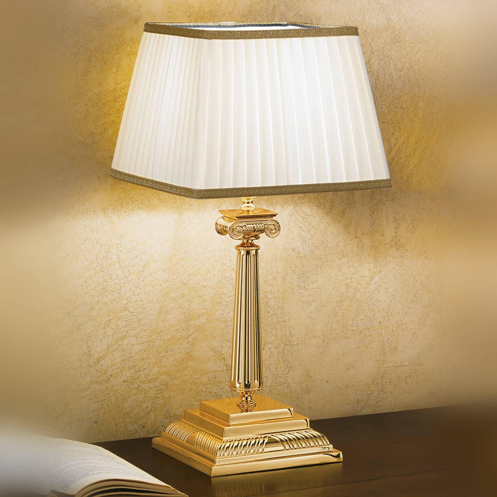 Masiero Stolná lampa Sarafine tienidlo Pongé, vysoká 51 cm, Obývacia izba / jedáleň, látka Pongé, mosadz, E27, 100W, P: 25 cm, L: 25 cm, K: 51cm