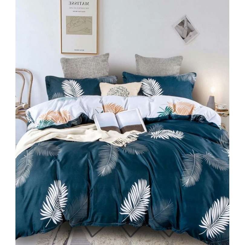 DomTextilu Tmavomodré posteľné obliečky s motívom pierok 4 časti: 1ks 160 cmx200 + 2ks 70 cmx80 + plachta Modrá 38211-180531