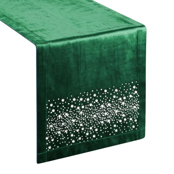 DomTextilu Luxsný zamatový stredový obrus v zelenej farbe s perličkami 54122-233697 Zelená