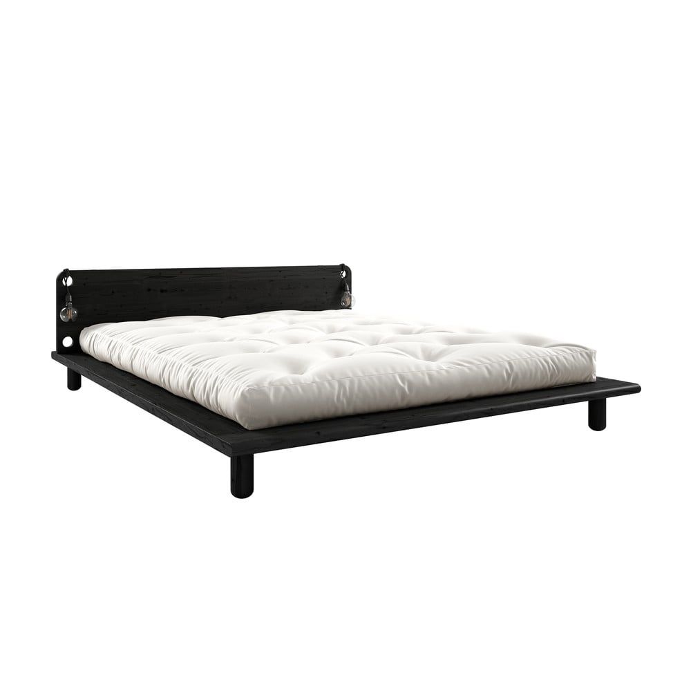 Čierna dvojlôžková posteľ z borovicového dreva s roštom 160x200 cm Peek – Karup Design