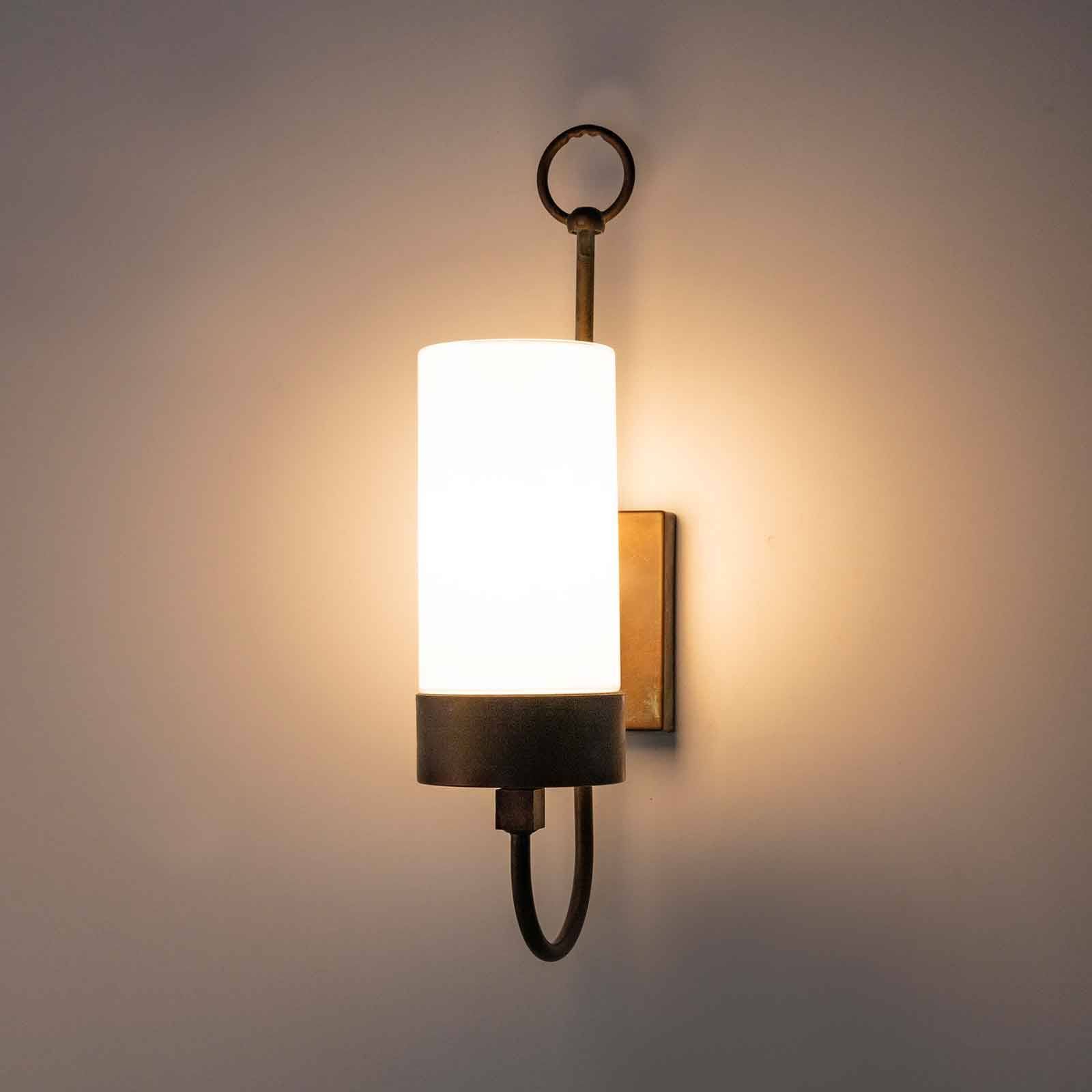 Moretti Luce Vonkajšie svetlo Silindar 3355 starožitná/opál, mosadz, sklo, E27, 52W, K: 44cm