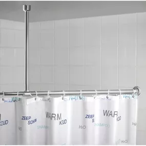 Držiak na strop pre sprchový záves v striebornej farbe 57 cm – Wenko