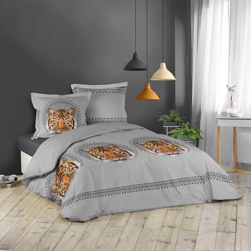 DomTextilu Bavlnené obliečky na posteľ sivej farby s tigrom JACANA 200 x 200 cm 18219