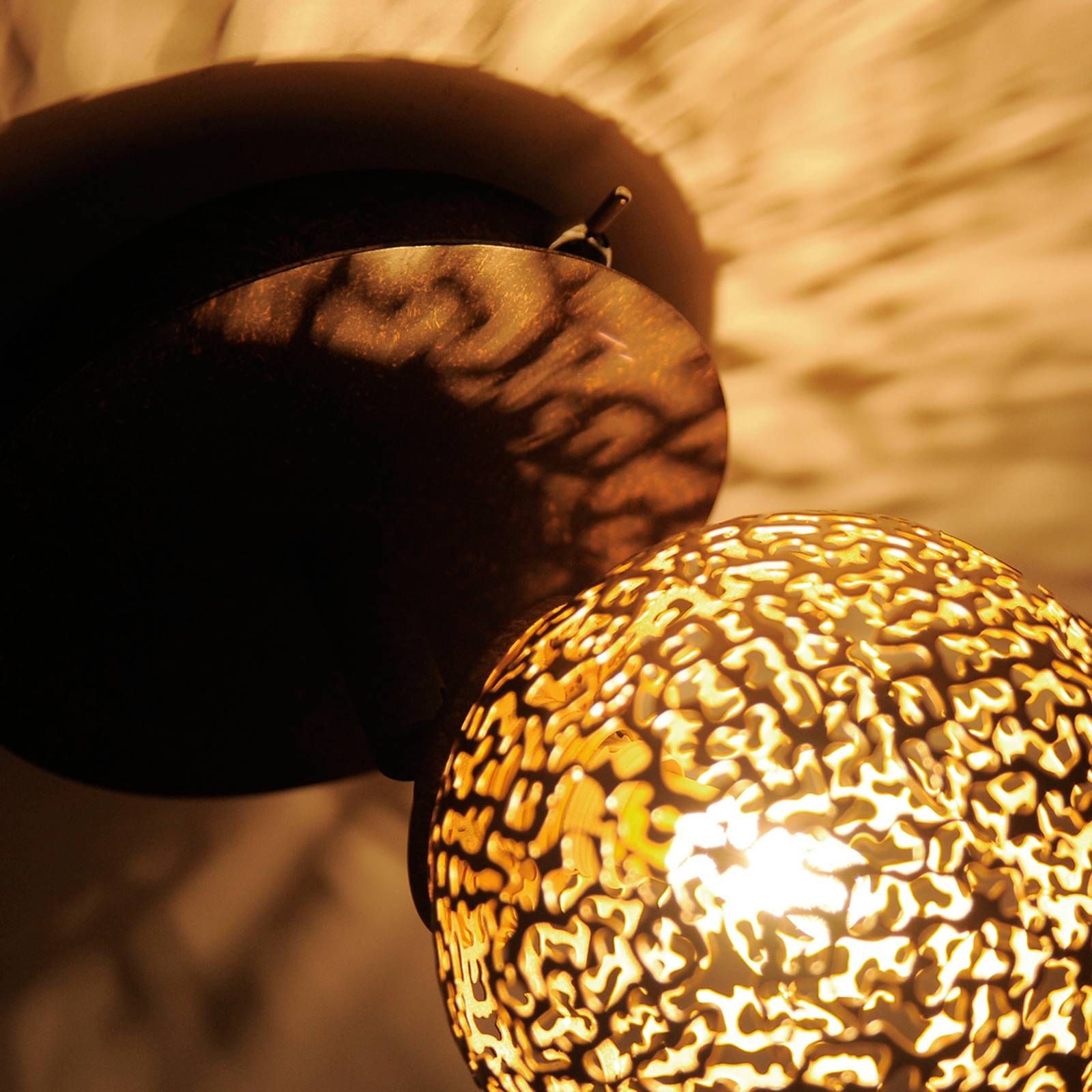 Paul Neuhaus Nástenné svietidlo Greta s kolískovým vypínačom, Obývacia izba / jedáleň, oceľ, kov, G9, 40W
