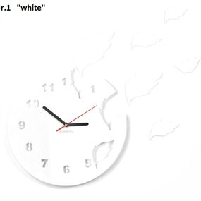DomTextilu Dizajnové zelené hodiny s efektom lietajúceho lístia 8062-241058
