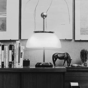 Artemide Alfa stolná lampa so skleneným tienidlom, Obývacia izba / jedáleň, sklo, oceľ, mramor, E14, 30W, K: 48cm