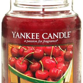 YANKEE CANDLE 1129749 SVIECKA BLACK CHERRY/VELKA