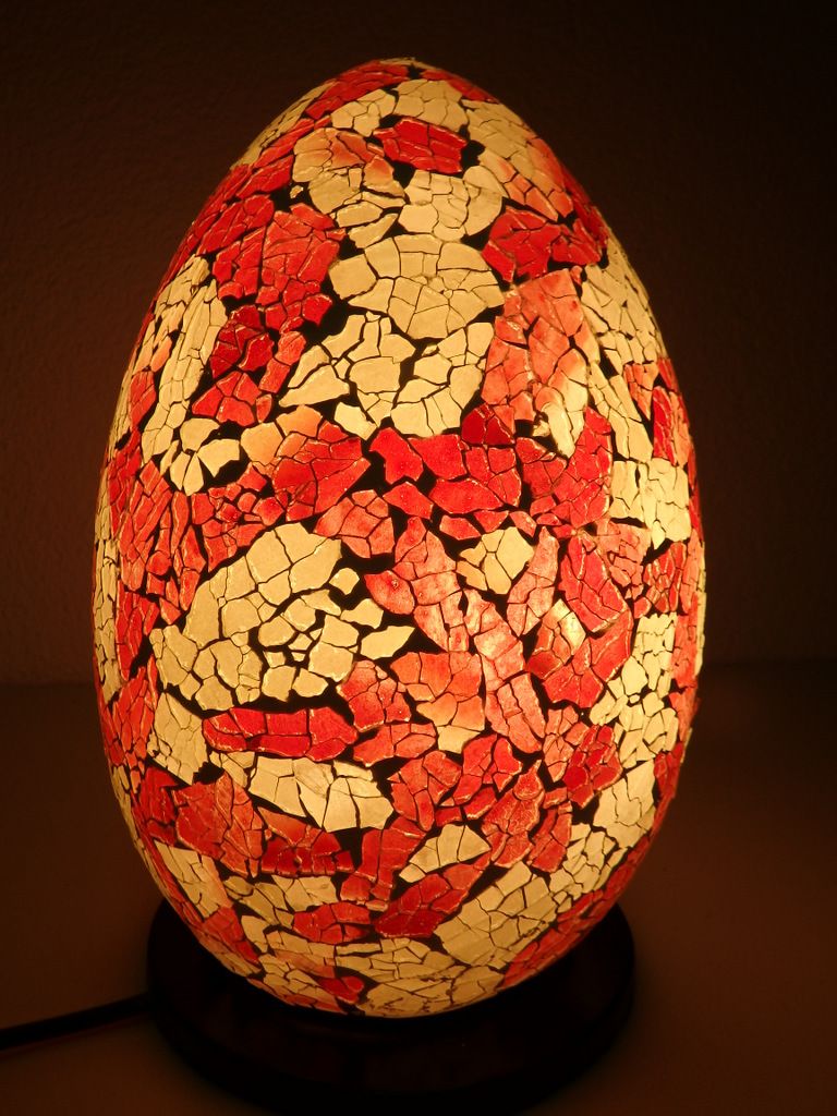 stolná lampa EGG- červeno/biela, ručná práca, mozaika