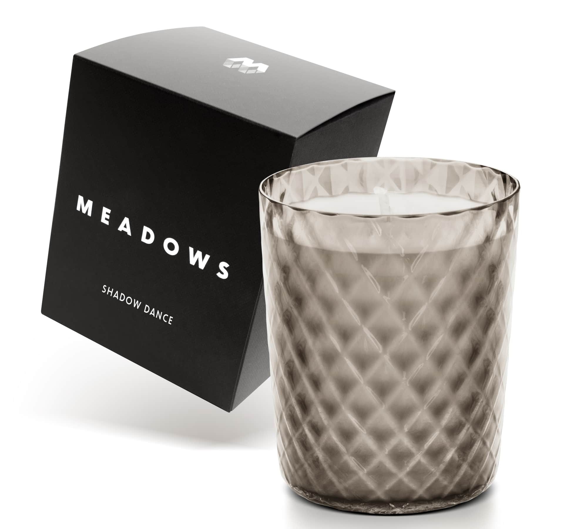 MEADOWS Vonná sviečka Meadows Shadow Dance 200g