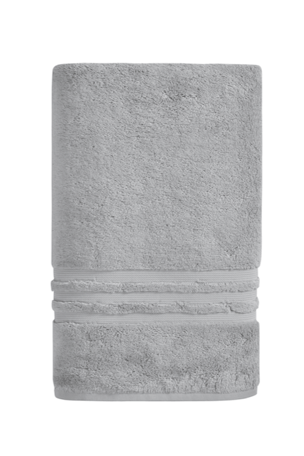 Soft Cotton Osuška PREMIUM 70x160 cm. Jej rozmery sú veľkorysé, a to 160 x 70 cm, takže je vhodná nielen pre ženy, ale aj pre mužov. Po kúpeli zahalí vaše telo od hlavy až k päte. Svetlo šedá