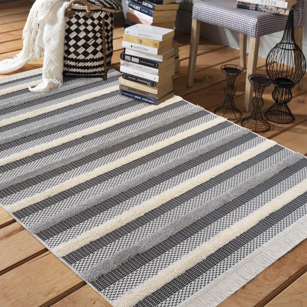 DomTextilu Nadčasový koberec v škandinávskom štýle v sivej farbe 45295-214060