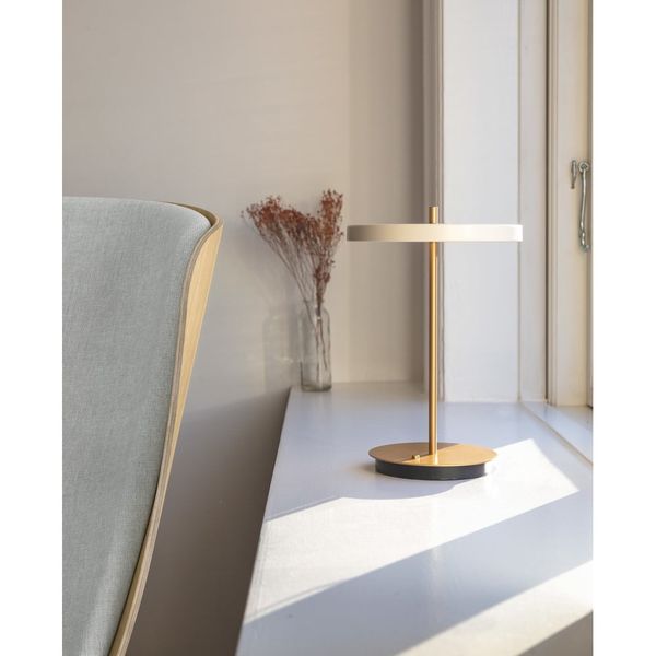 Biela LED stolová lampa so stmievačom s kovovým tienidlom (výška 31 cm) Asteria Move – UMAGE