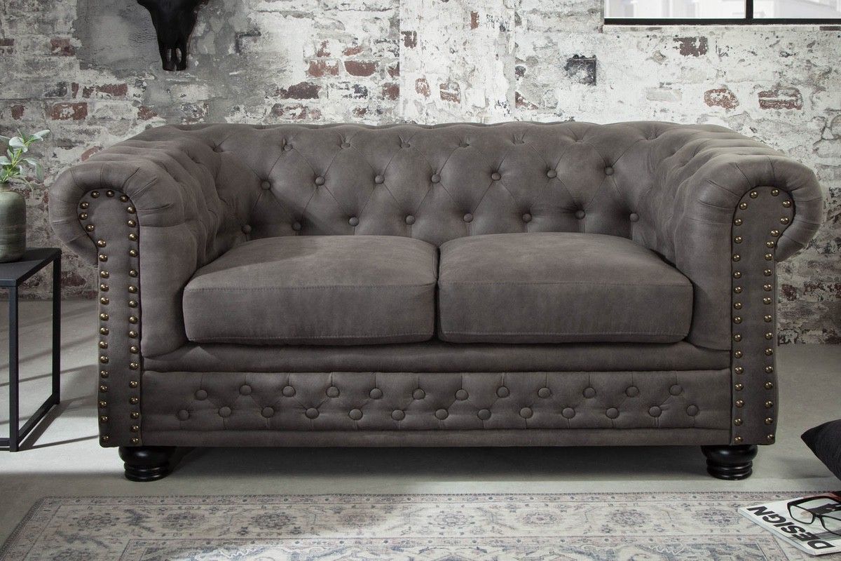 Dizajnová dvojsedačka Chesterfield II 150 cm sivá antik