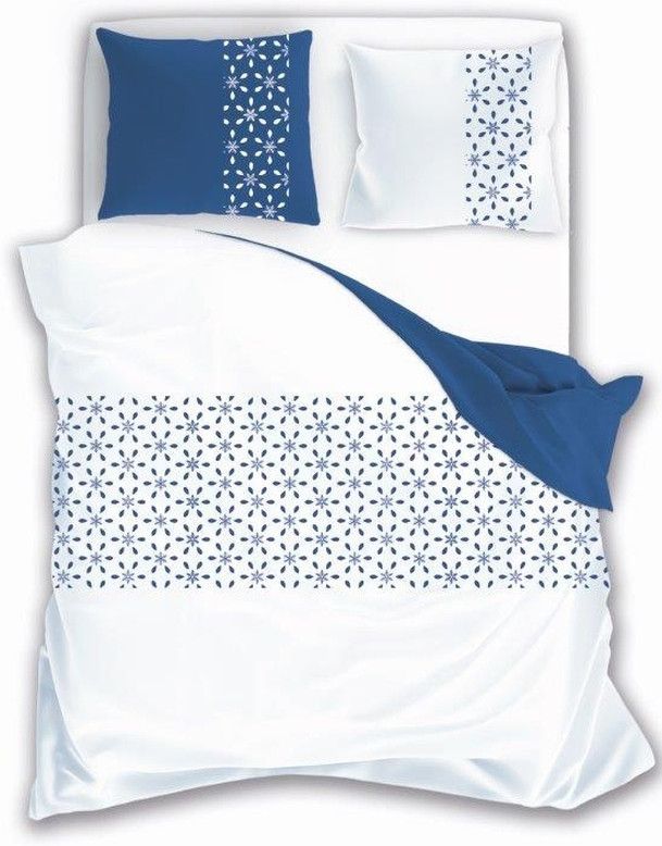 DomTextilu Krásne bielo modré sviatočné bavlnené posteľné obliečky s vločkami 3 časti: 1ks 160 cmx200 + 2ks 70 cmx80 Biela 34277-165788