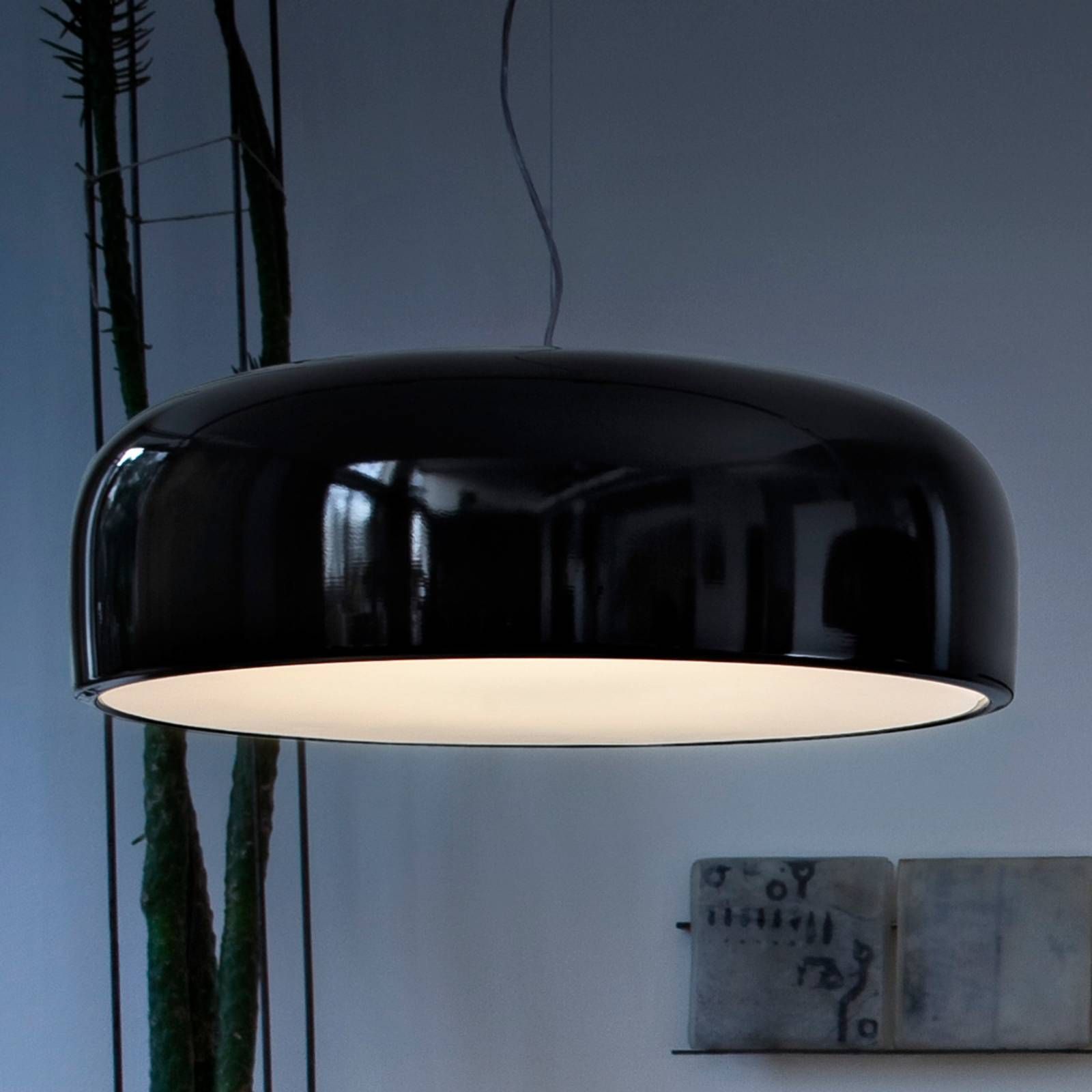 FLOS Smithfield S - závesná lampa, čierna lesklá, Obývacia izba / jedáleň, hliník, plast, oceľ, E27, 70W, K: 21.5cm