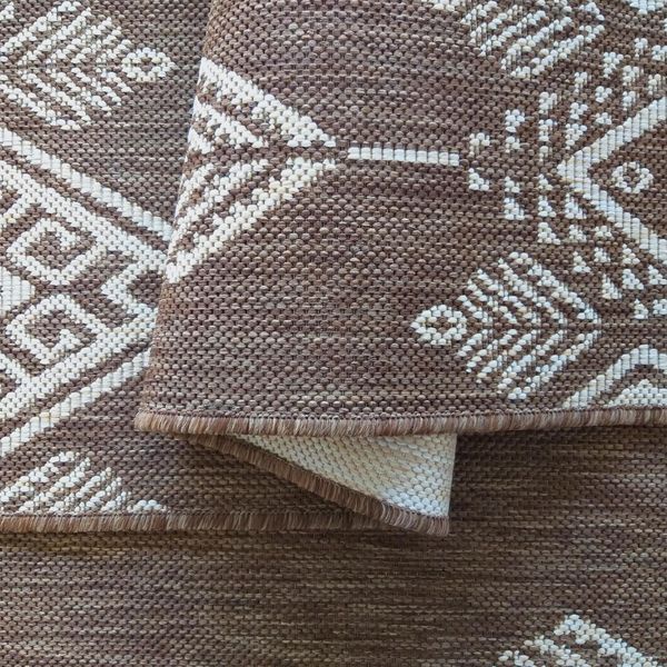 DomTextilu DomTextilu Unikátny koberec s moderným geometrickým vzorom 45441-215296  45441-215296 Hnedá 