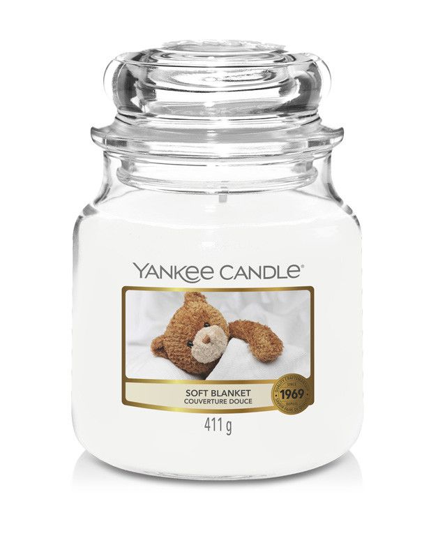 Vonná sviečka Yankee Candle stredná Soft Blanket