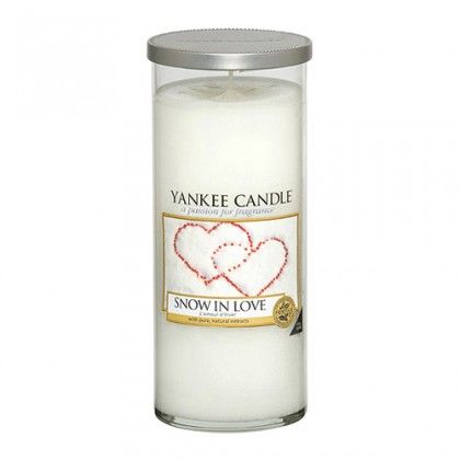 Sviečka Yankee candle Zamilovaný sneh, 538g