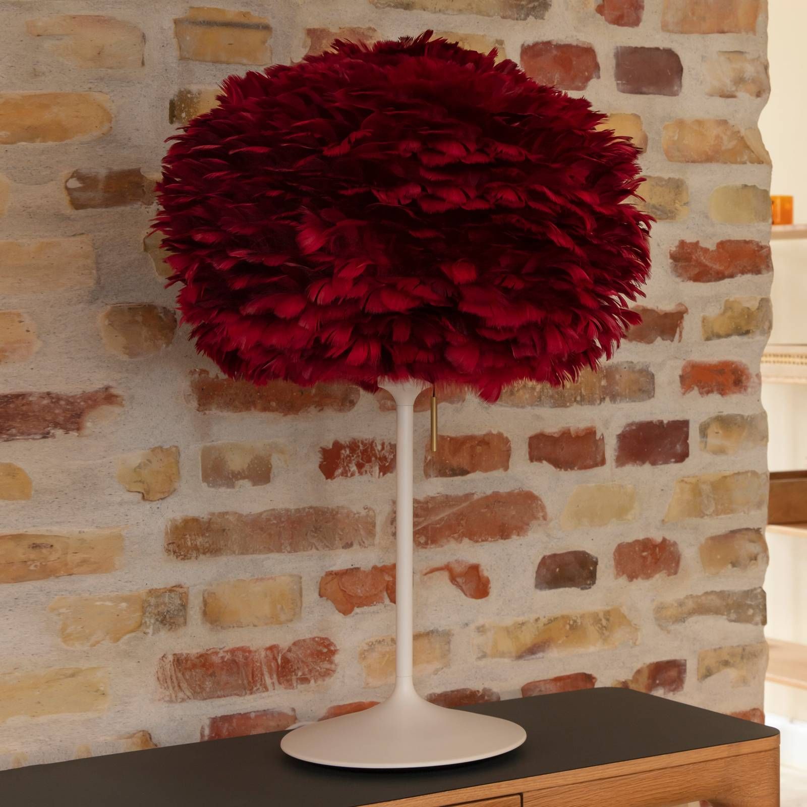 UMAGE Eos mini stolná lampa červená/biela, Obývacia izba / jedáleň, husacie perie, hliník, lepenka, E27, 15W, K: 62cm