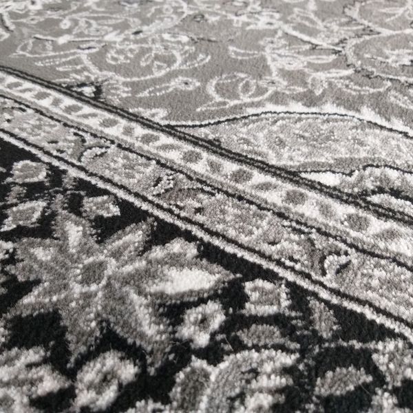 DomTextilu Sivý koberec s ornamentmi mandala 25350-149487