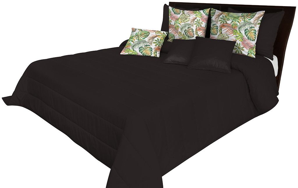 DomTextilu Kvalitný prehoz na posteľ čiernej farby Šírka: 170 cm | Dĺžka: 210 cm 44117-206999